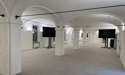 interno palazzo portici